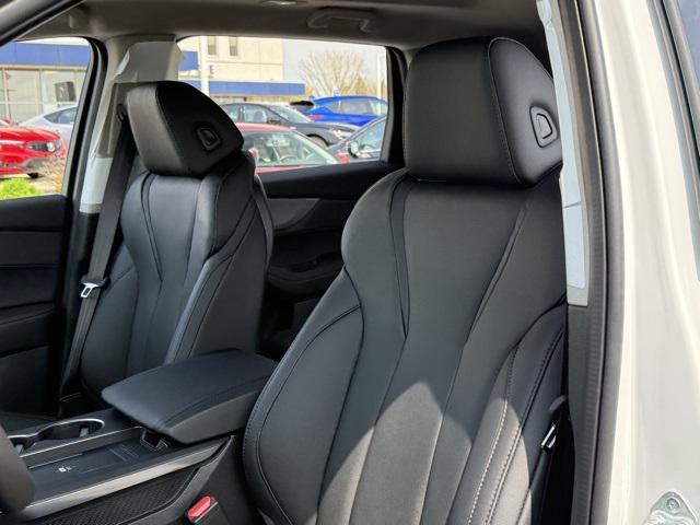 new 2025 Acura MDX car, priced at $55,350