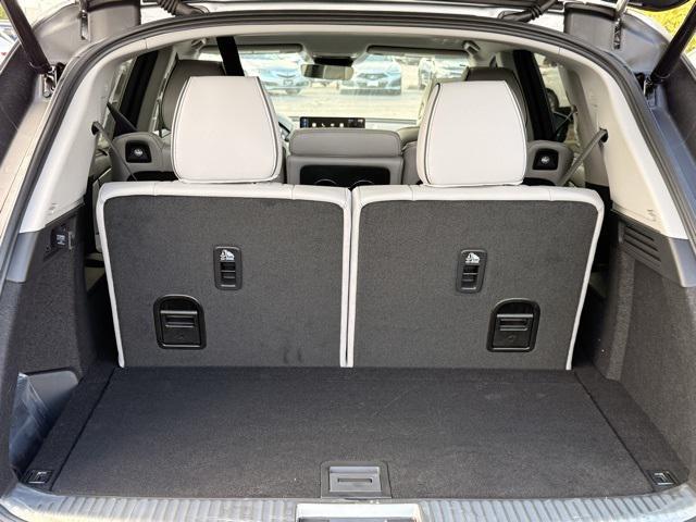 new 2026 Acura MDX car, priced at $70,250