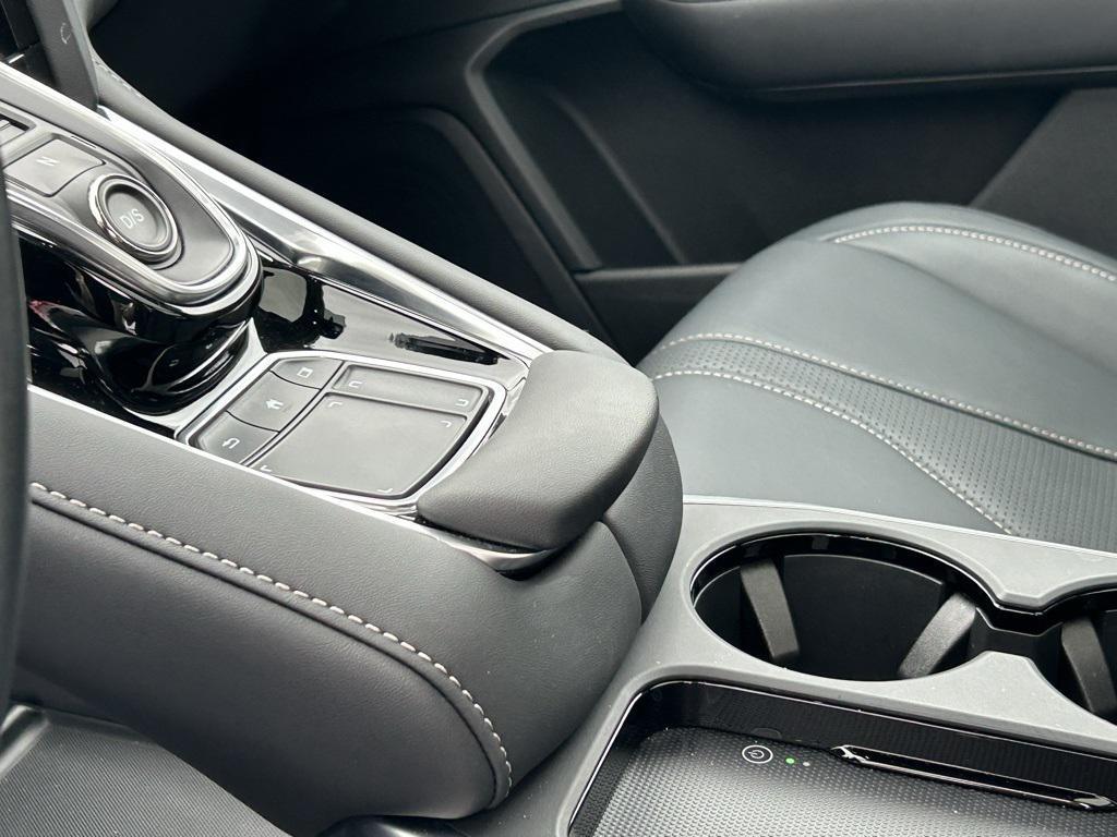 used 2025 Acura RDX car, priced at $46,790
