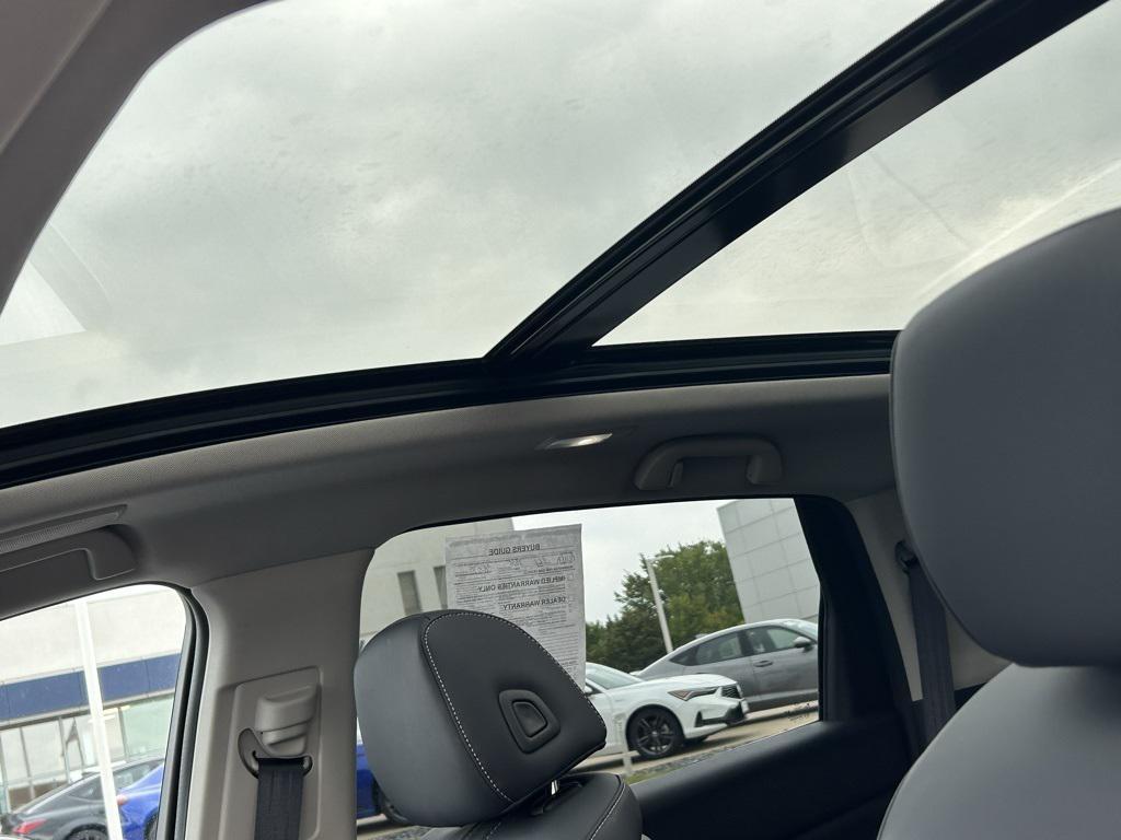 used 2025 Acura RDX car, priced at $46,790