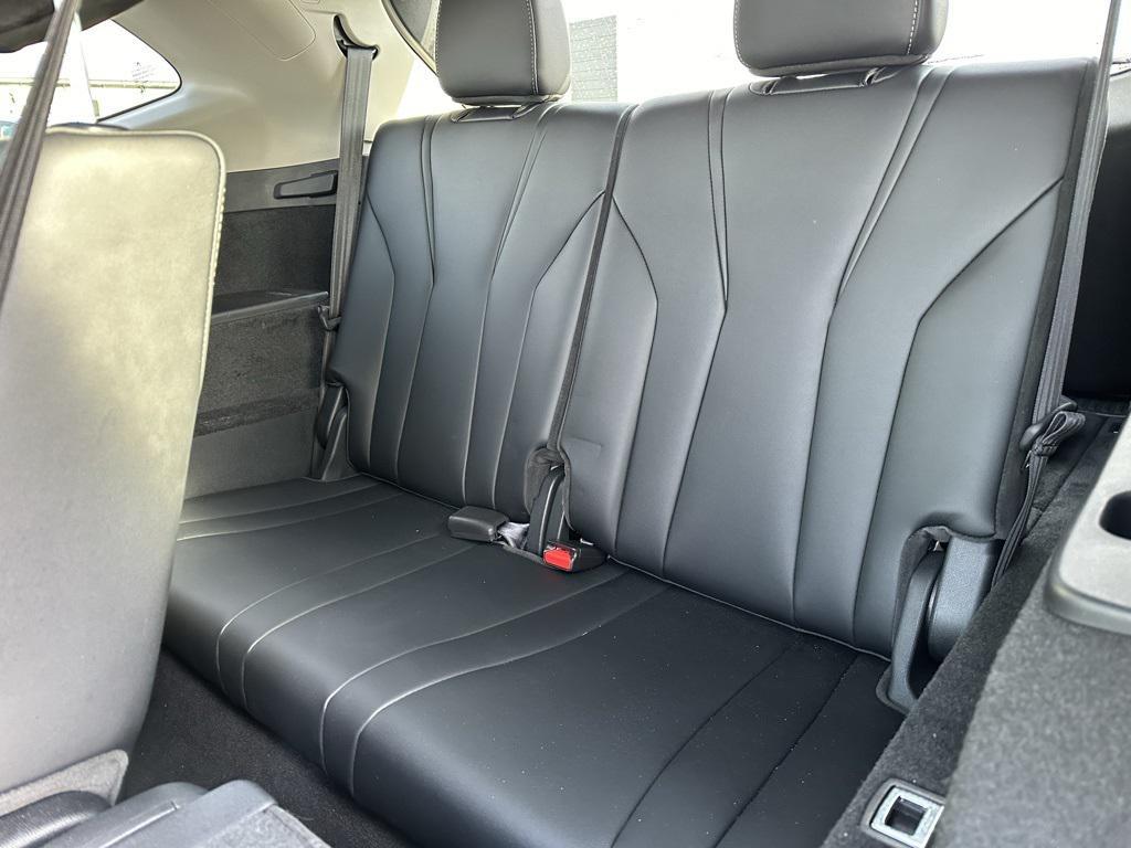 used 2024 Acura MDX car, priced at $51,490