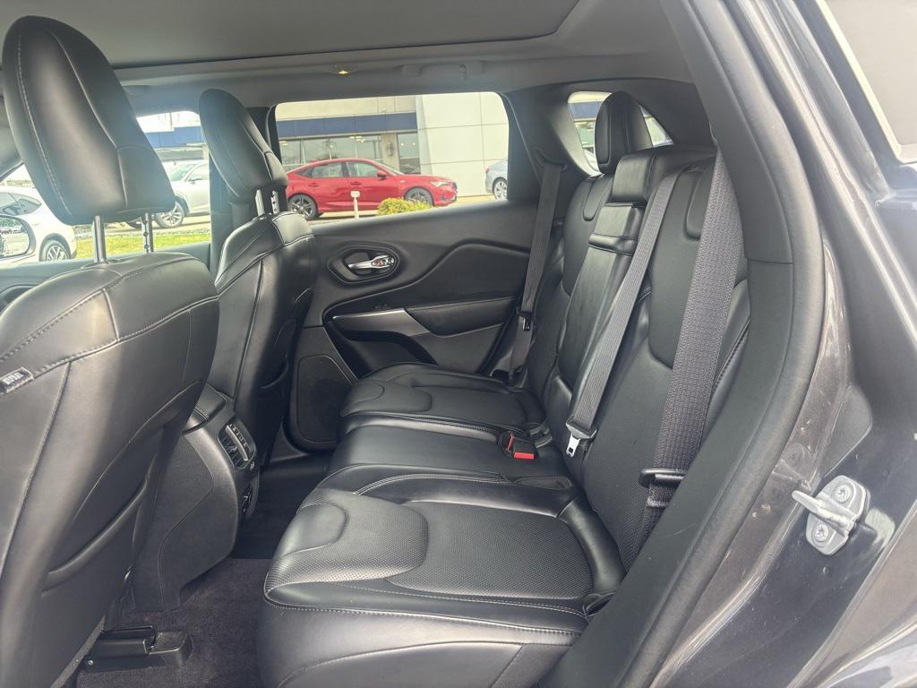 used 2019 Jeep Cherokee car, priced at $16,490