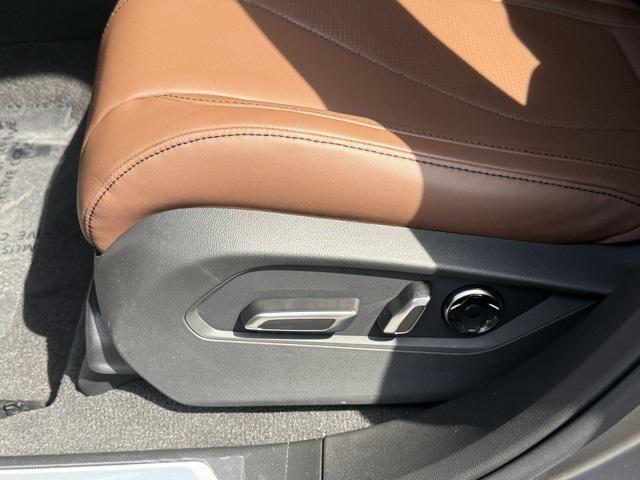 new 2025 Acura RDX car, priced at $49,250