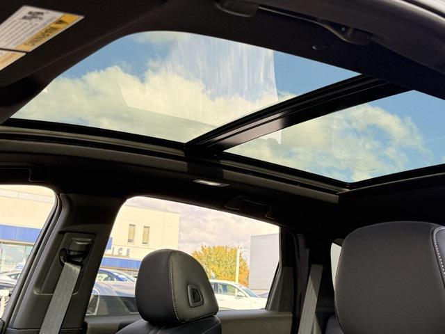 new 2025 Acura RDX car, priced at $44,933