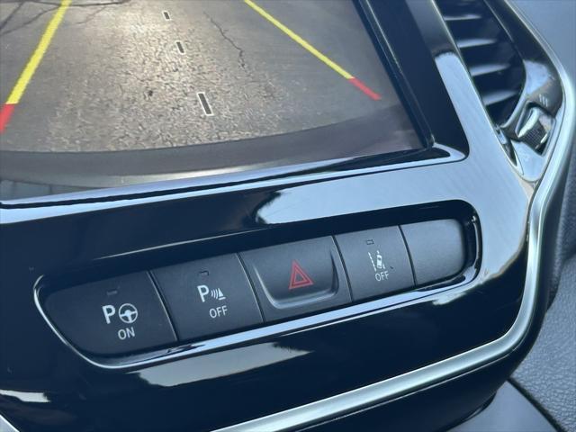 used 2021 Jeep Cherokee car, priced at $22,690
