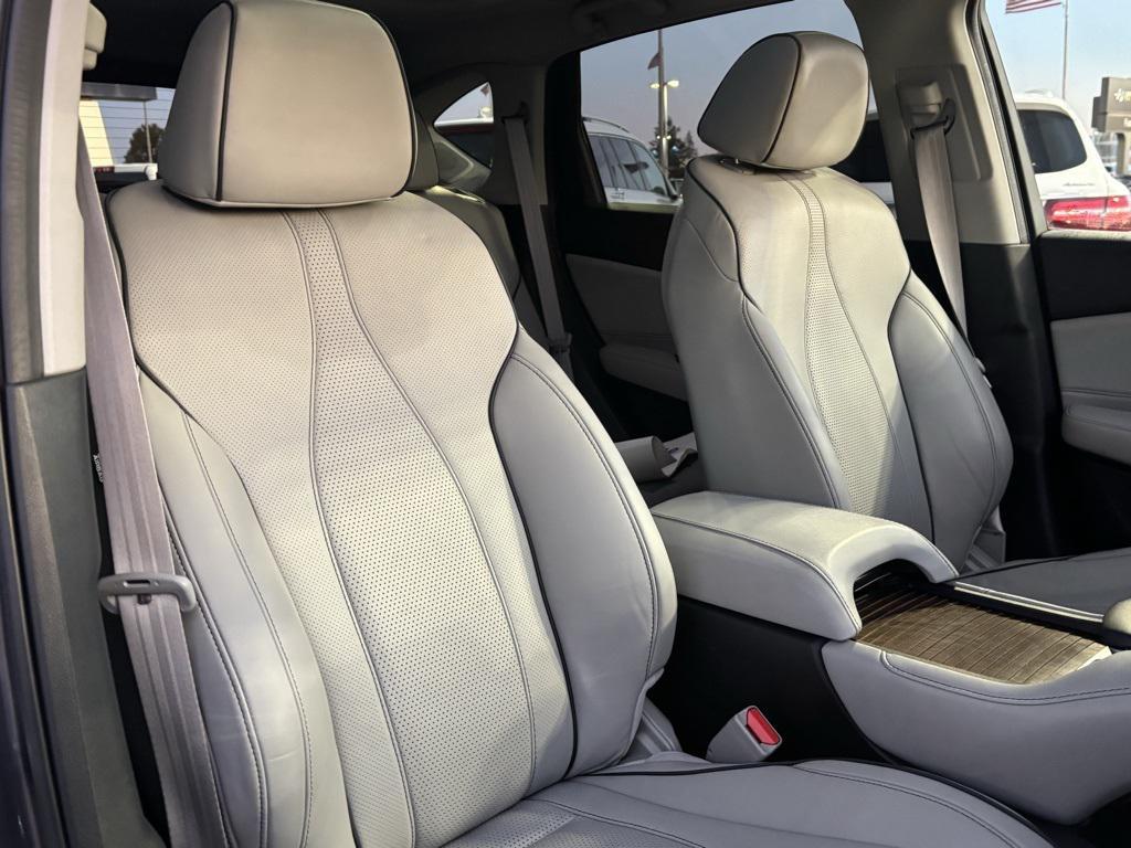 used 2020 Acura RDX car