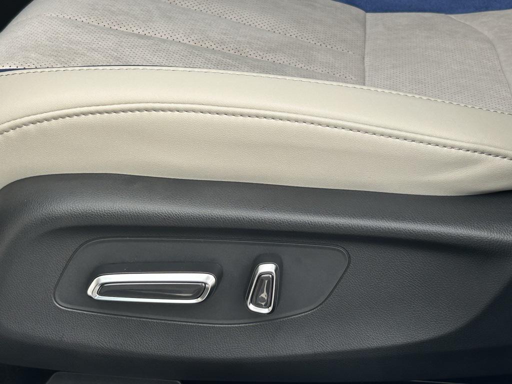 new 2025 Acura ADX car, priced at $39,950