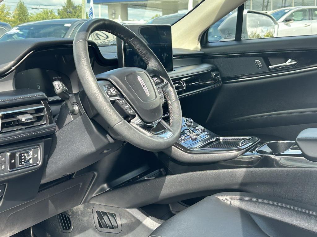 used 2022 Lincoln Nautilus car, priced at $31,590