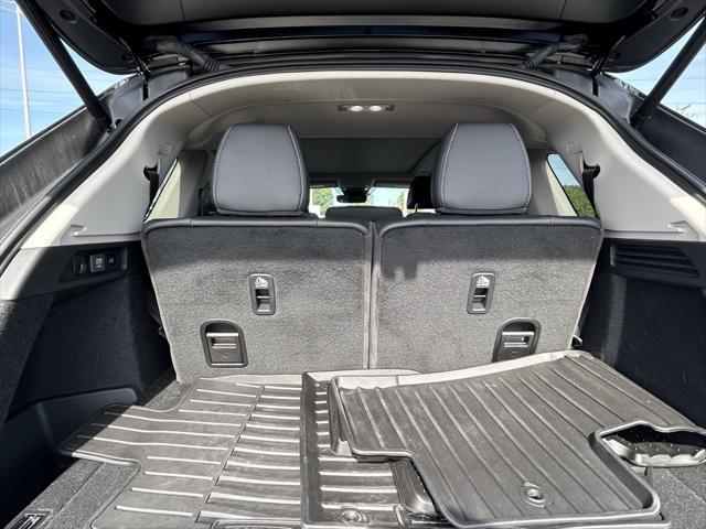 used 2025 Acura MDX car, priced at $53,490