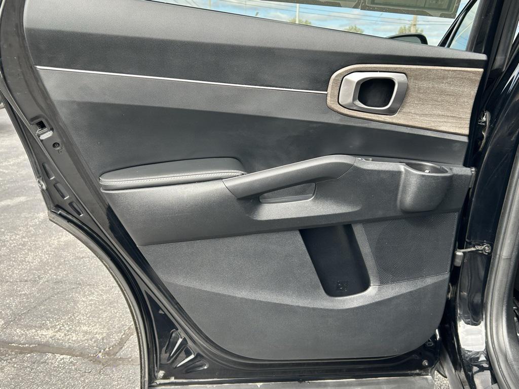used 2021 Kia Sorento car, priced at $25,290
