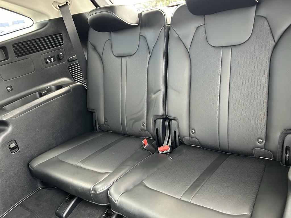 used 2021 Kia Sorento car, priced at $25,290