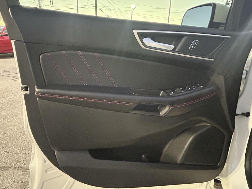 used 2023 Ford Edge car, priced at $30,990