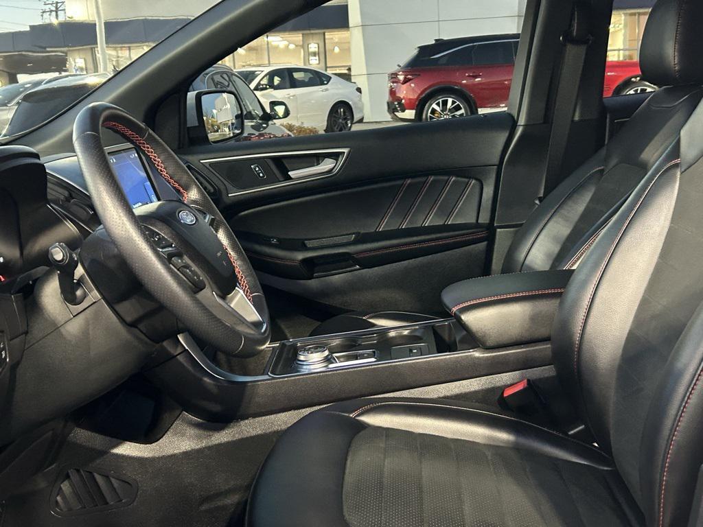 used 2023 Ford Edge car, priced at $30,990