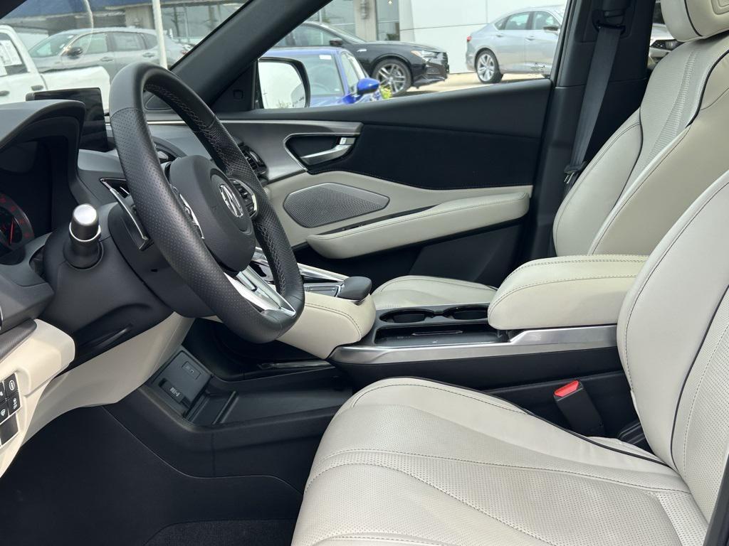 used 2025 Acura RDX car, priced at $50,590