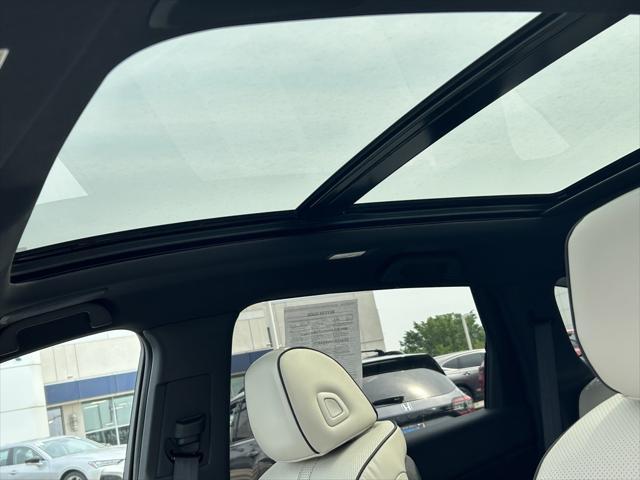 used 2025 Acura RDX car, priced at $50,590