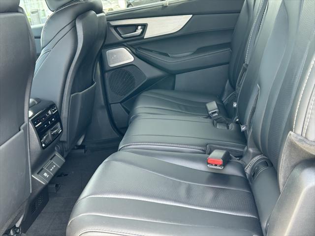 used 2025 Acura MDX car, priced at $54,390
