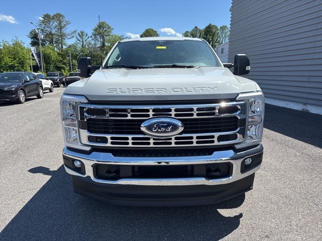 new 2025 Ford F-250 car, priced at $64,626