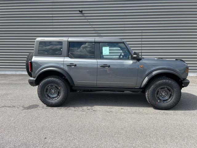 new 2024 Ford Bronco car, priced at $60,275