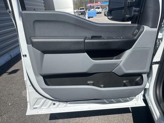 new 2025 Ford F-250 car, priced at $48,075