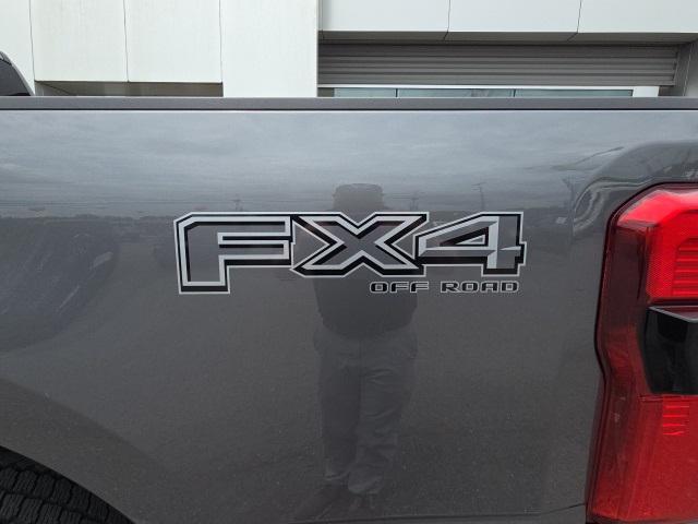 new 2025 Ford F-250 car