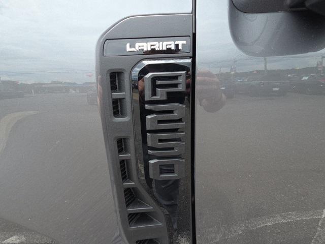new 2025 Ford F-250 car