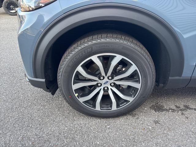 new 2025 Ford Explorer car, priced at $47,189