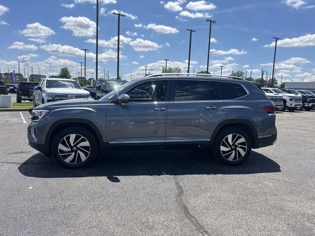 used 2024 Volkswagen Atlas car, priced at $40,900