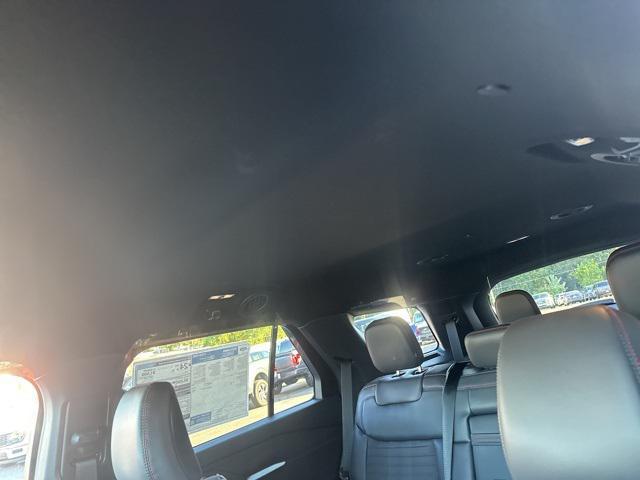 new 2025 Ford Explorer car, priced at $44,258