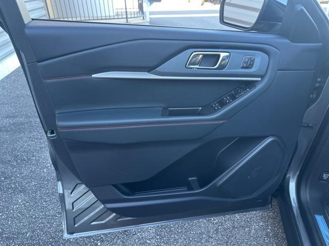 new 2025 Ford Explorer car, priced at $44,258