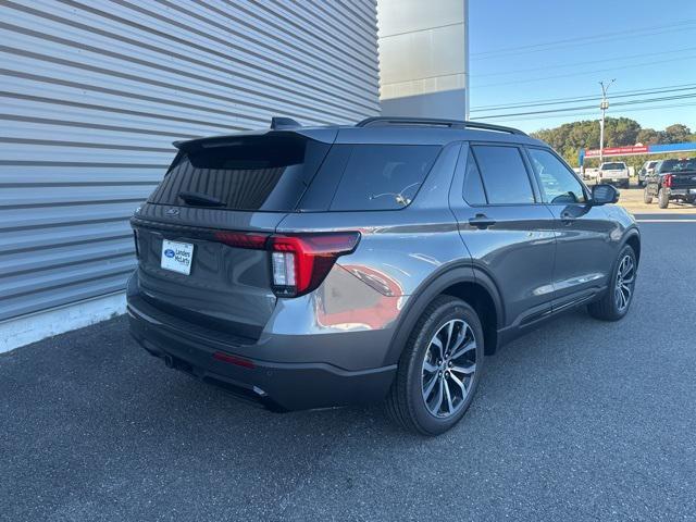 new 2025 Ford Explorer car, priced at $44,258