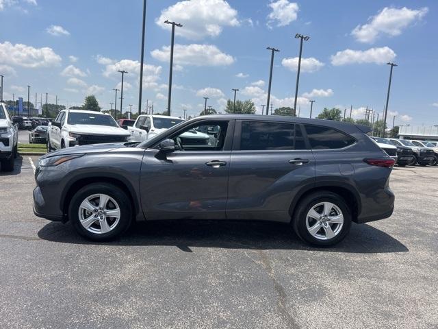 used 2023 Toyota Highlander car, priced at $33,000