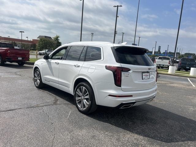 used 2022 Cadillac XT6 car, priced at $35,000