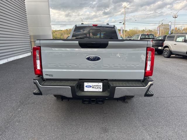 new 2025 Ford F-250 car, priced at $53,468