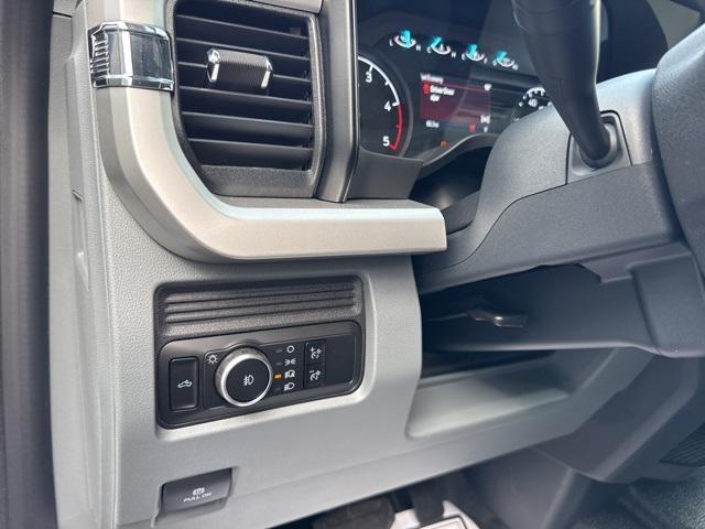 new 2025 Ford F-250 car, priced at $53,468