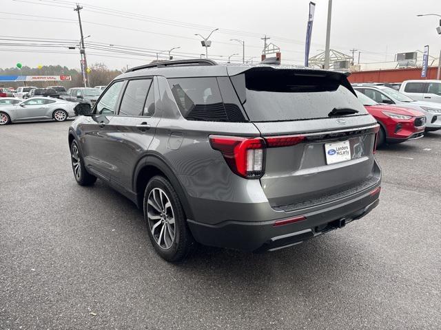 new 2025 Ford Explorer car, priced at $40,269