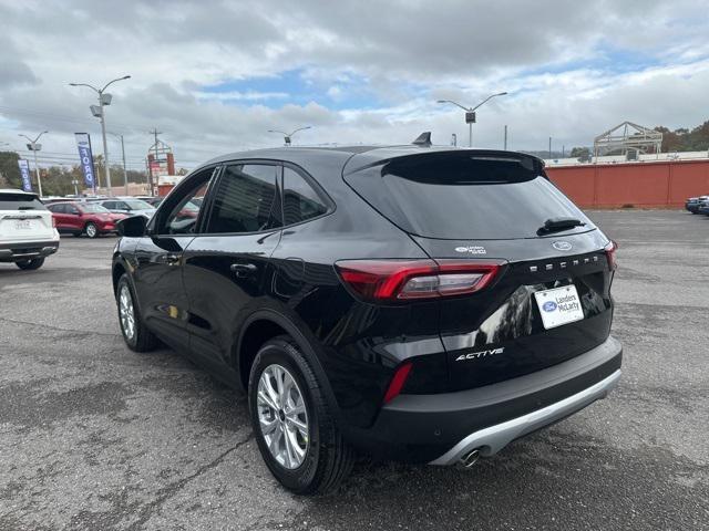 new 2025 Ford Escape car, priced at $28,055