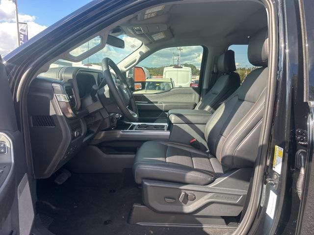 new 2025 Ford F-250 car