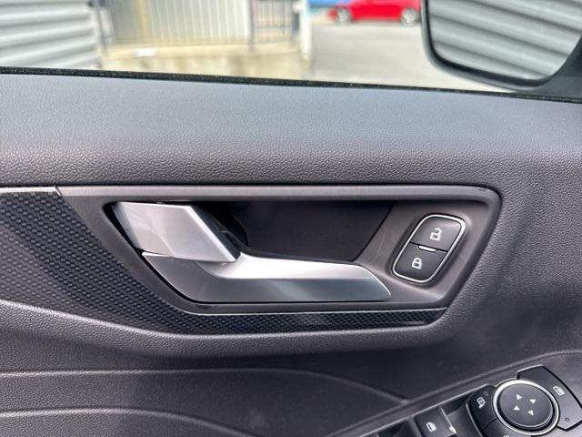 new 2025 Ford Escape car, priced at $26,995