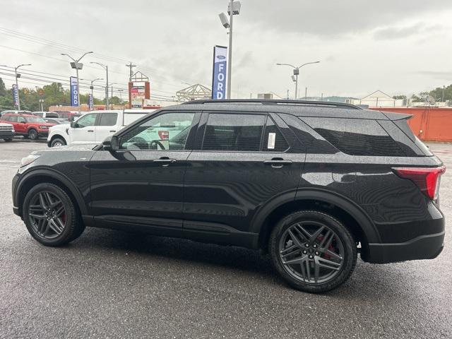 new 2025 Ford Explorer car, priced at $40,368