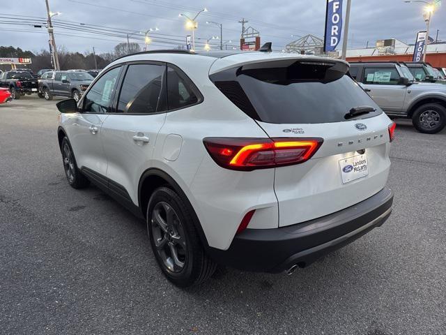 new 2025 Ford Escape car, priced at $31,595