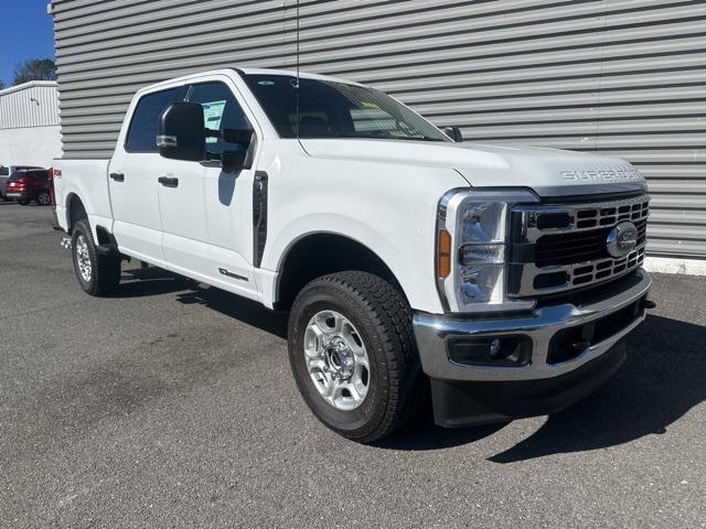new 2025 Ford F-250 car, priced at $63,995