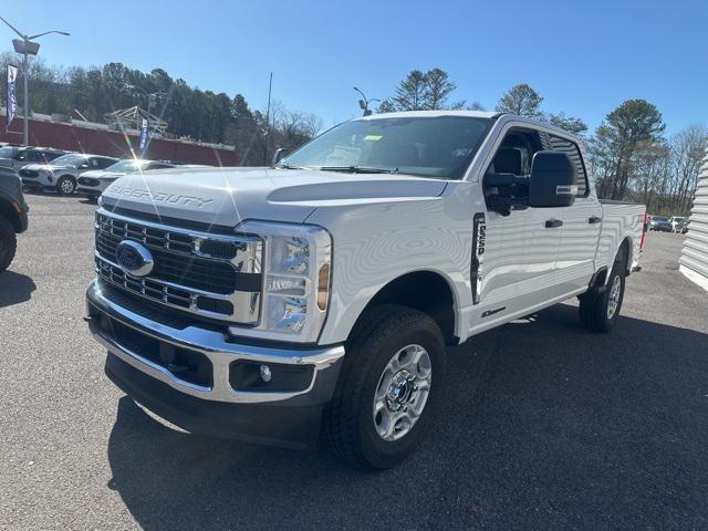 new 2025 Ford F-250 car, priced at $63,995