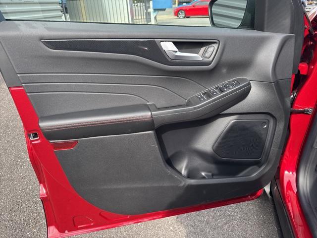new 2025 Ford Escape car, priced at $26,595