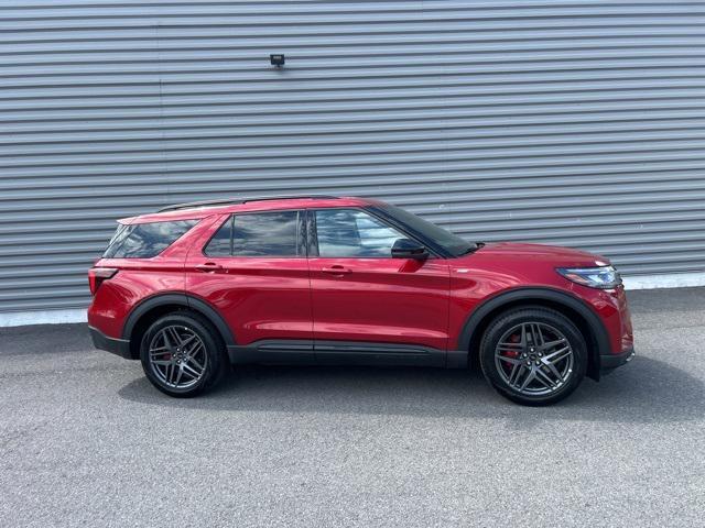 new 2025 Ford Explorer car, priced at $42,179