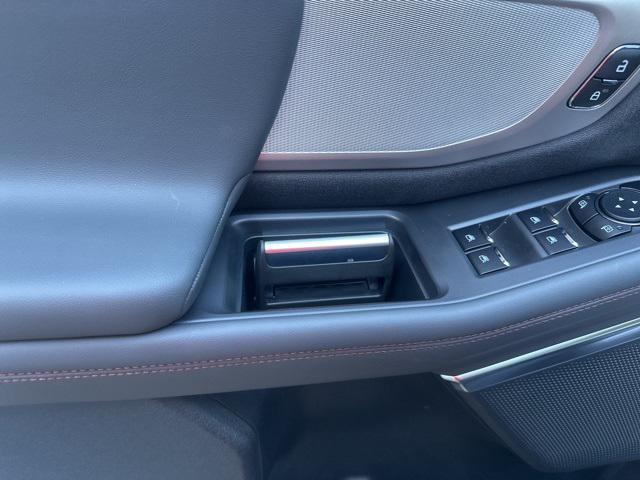 new 2025 Ford Expedition car, priced at $62,101