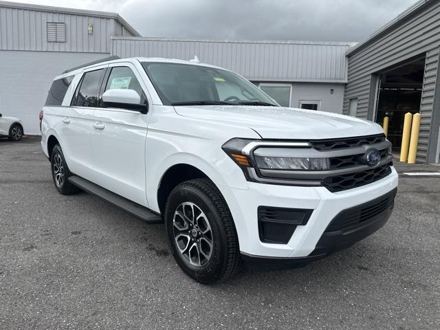 new 2024 Ford Expedition car, priced at $59,432