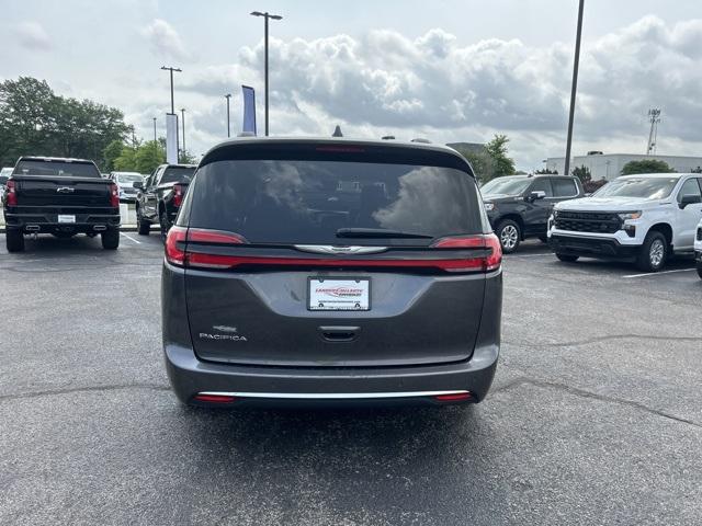 used 2022 Chrysler Pacifica car, priced at $20,825