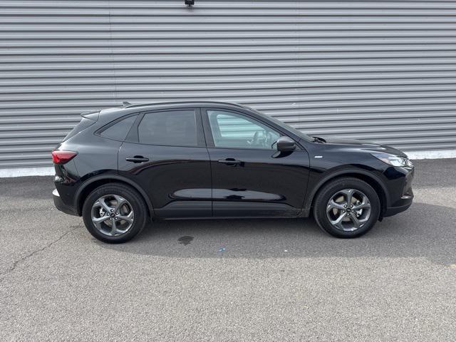 new 2025 Ford Escape car, priced at $30,595