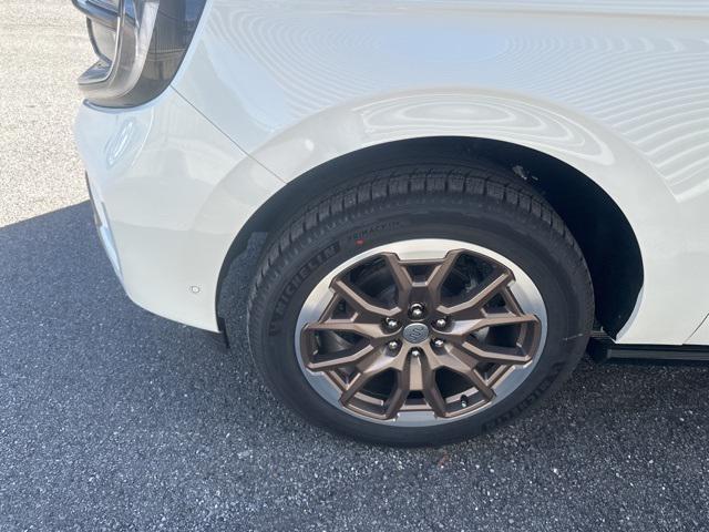 new 2025 Ford Expedition car, priced at $83,418