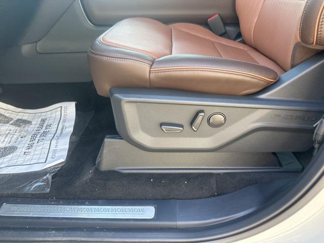 new 2025 Ford Expedition car, priced at $83,418